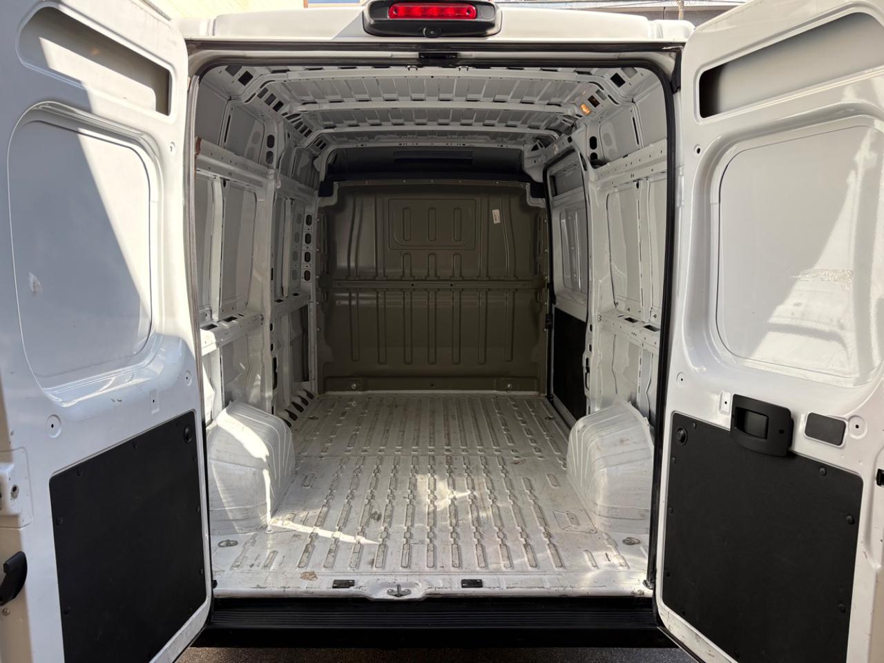 PEUGEOT Boxer 33 2.2 BlueHDi 140 S&S PM-TM Furgone + IVA - 8