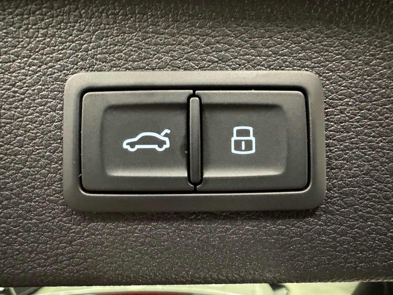 AUDI Q2 35 TFSI S tronic Advanced Int. Pelle - 11