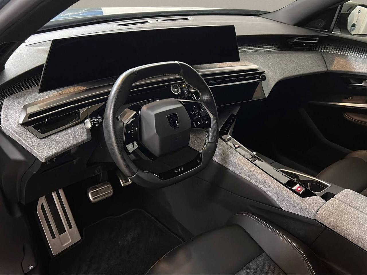 PEUGEOT 3008 motore elettrico (73kWh) 210 CV GT - 21