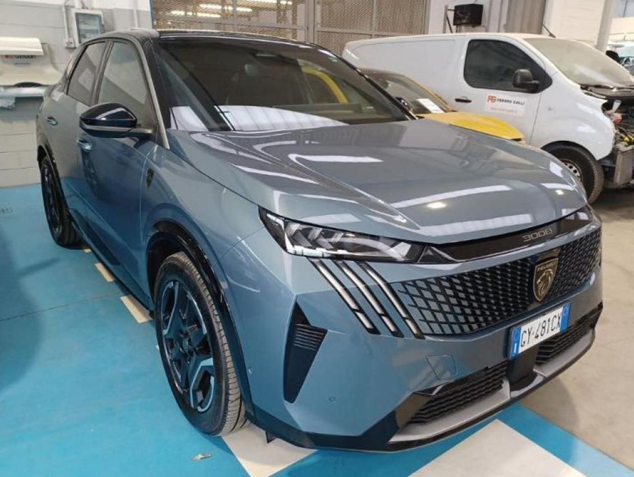 PEUGEOT 3008 motore elettrico (73kWh) 210 CV GT - 2