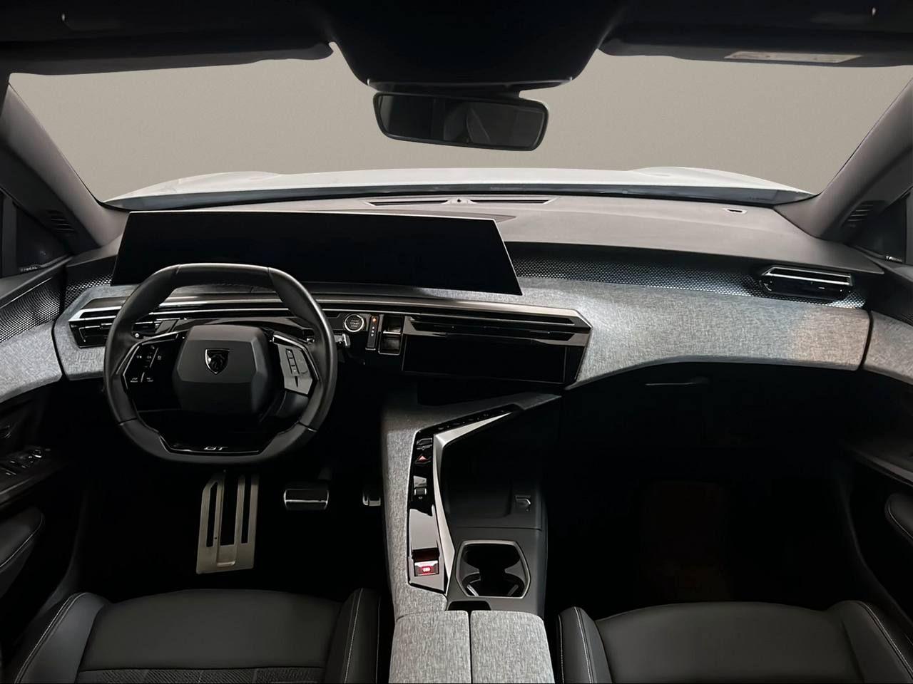 PEUGEOT 3008 motore elettrico (73kWh) 210 CV GT - 16