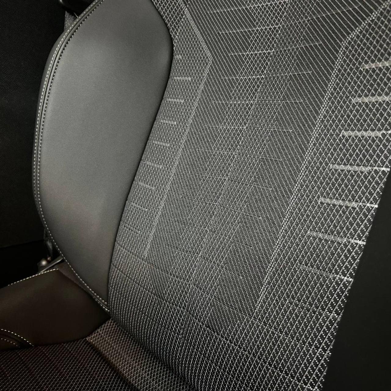 PEUGEOT 3008 motore elettrico (73kWh) 210 CV GT - 11