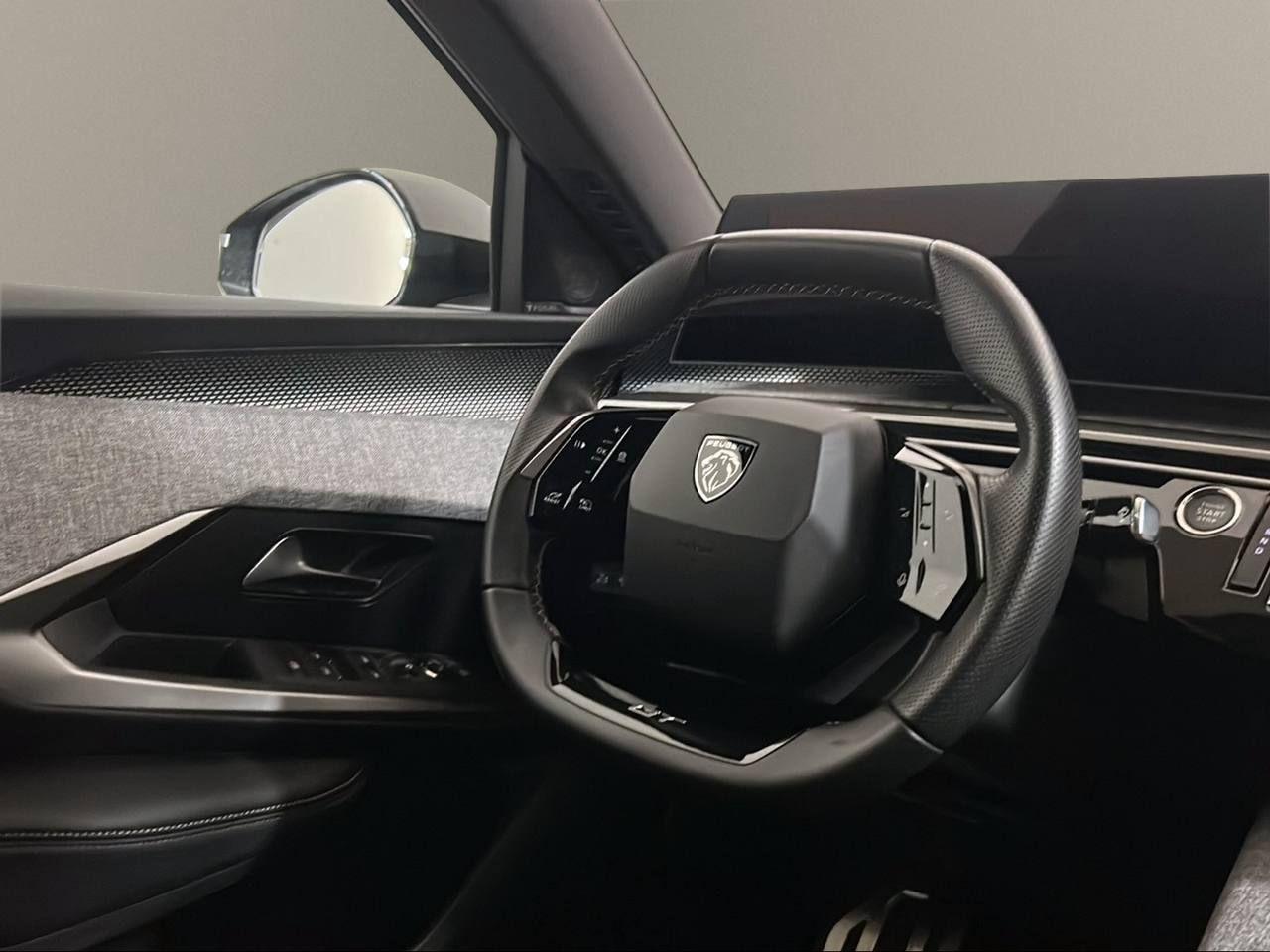 PEUGEOT 3008 motore elettrico (73kWh) 210 CV GT - 26