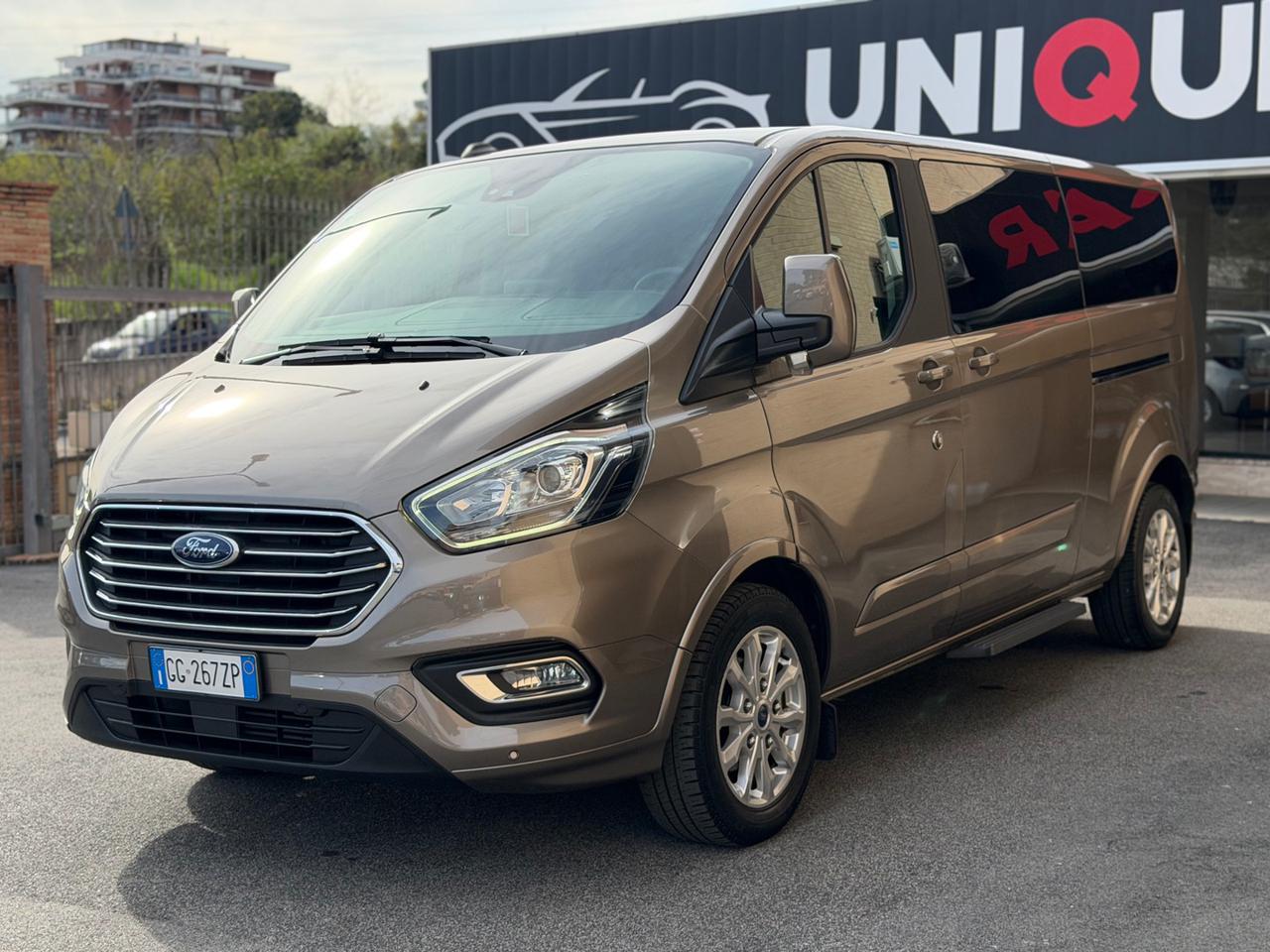 FORD Tourneo Custom 320 2.0 EcoBlue 130CV MHEV PL  Tit. - 4