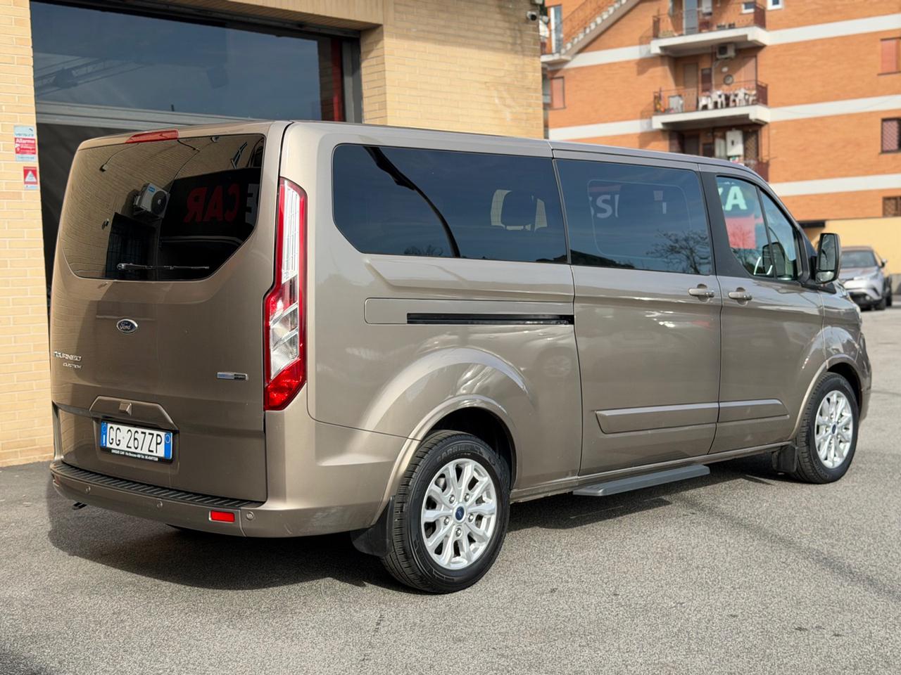 FORD Tourneo Custom 320 2.0 EcoBlue 130CV MHEV PL  Tit. - 7