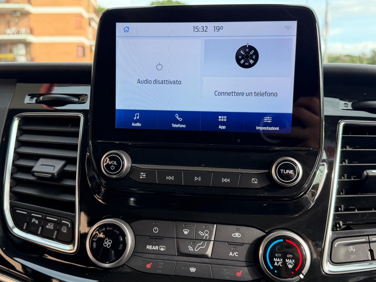 FORD Tourneo Custom 320 2.0 EcoBlue 130CV MHEV PL  Tit. - 18