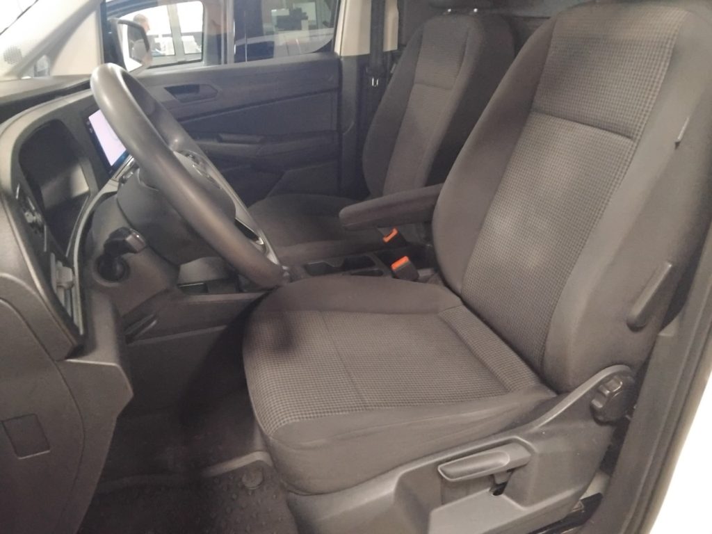 VOLKSWAGEN CADDY MAXI FG 2.0 TDI - 13