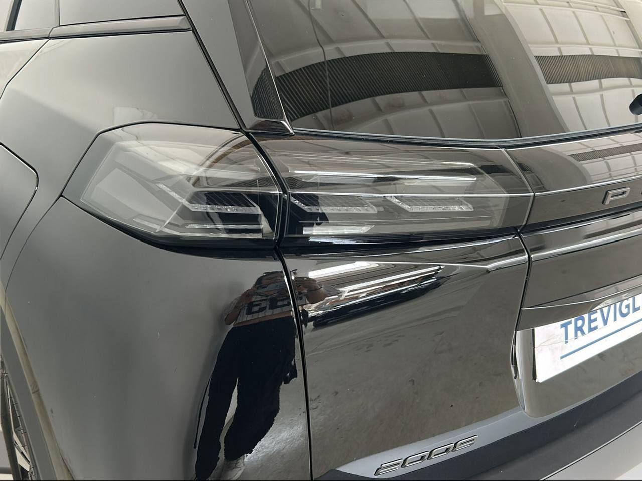 PEUGEOT 2008 PureTech 100 S&S Allure - 32