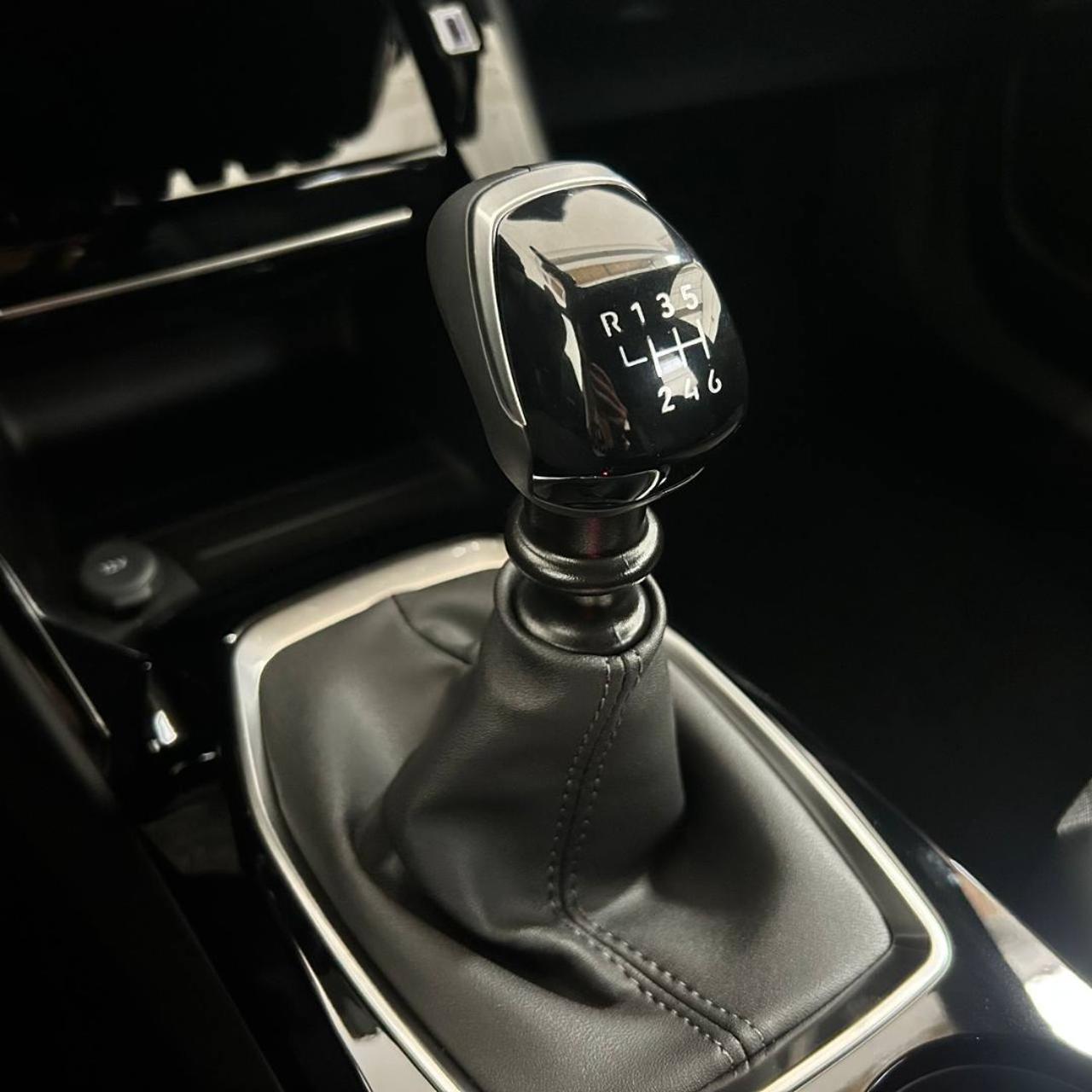 PEUGEOT 2008 PureTech 100 S&S Allure - 26