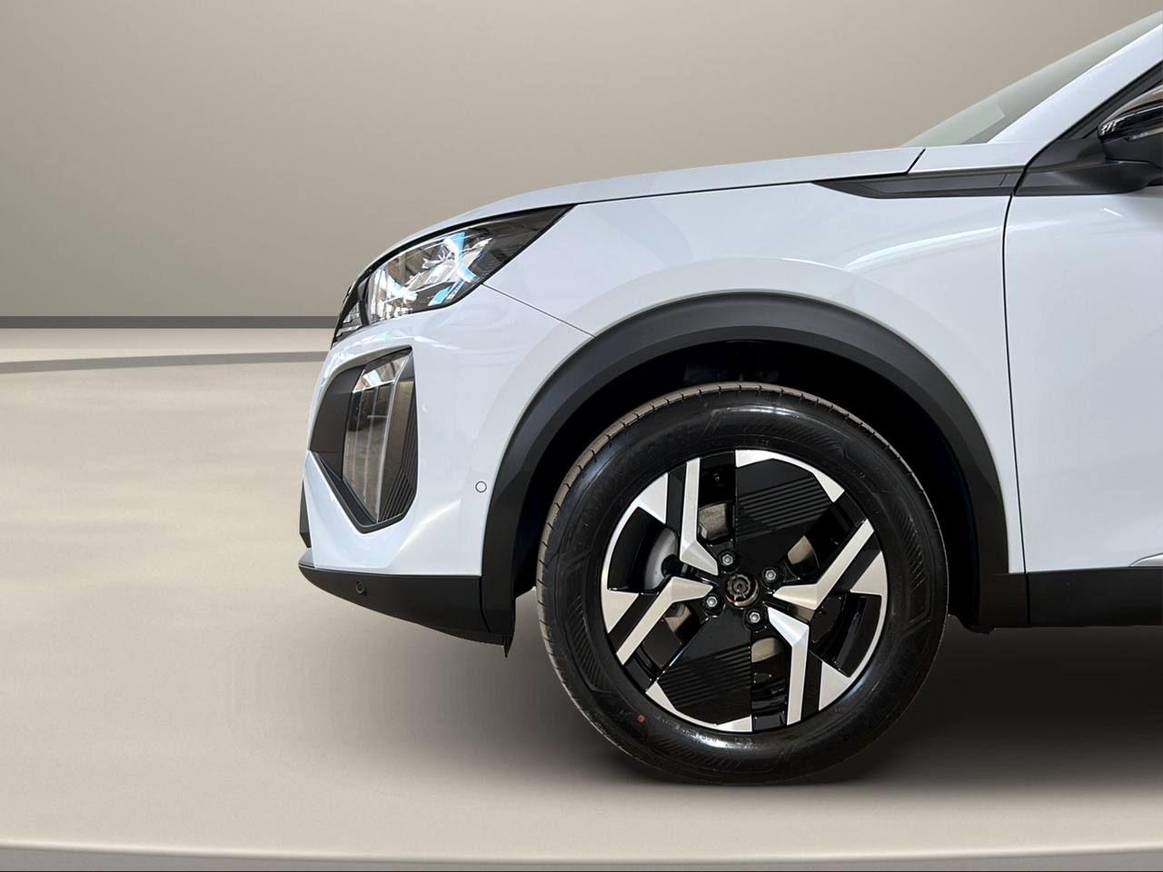 PEUGEOT 2008 PureTech 100 S&S Allure - 39