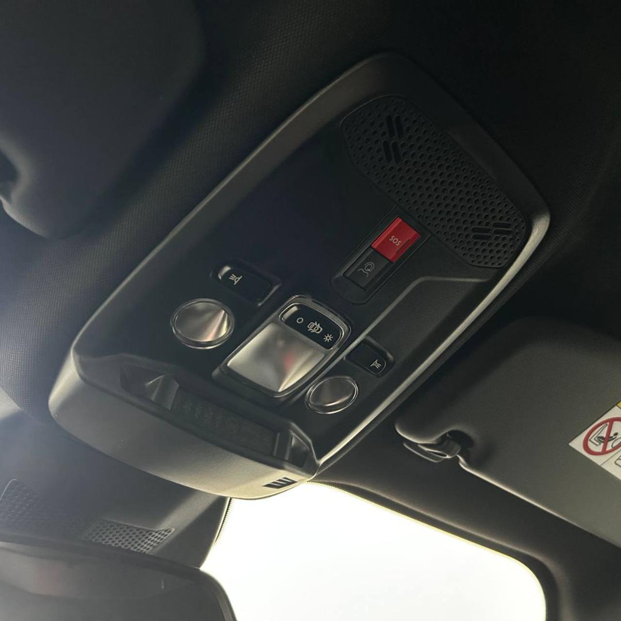 PEUGEOT 2008 PureTech 100 S&S Allure - 27