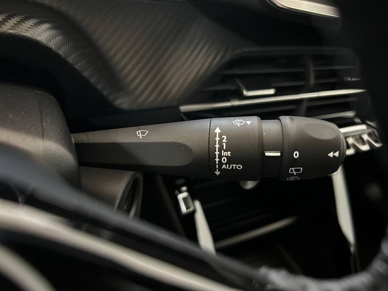 PEUGEOT 2008 PureTech 100 S&S Allure - 15