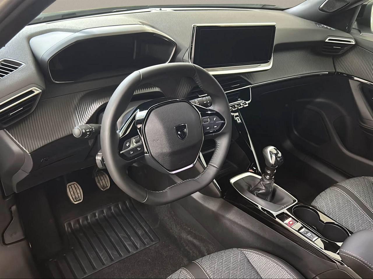 PEUGEOT 2008 PureTech 100 S&S Allure - 19