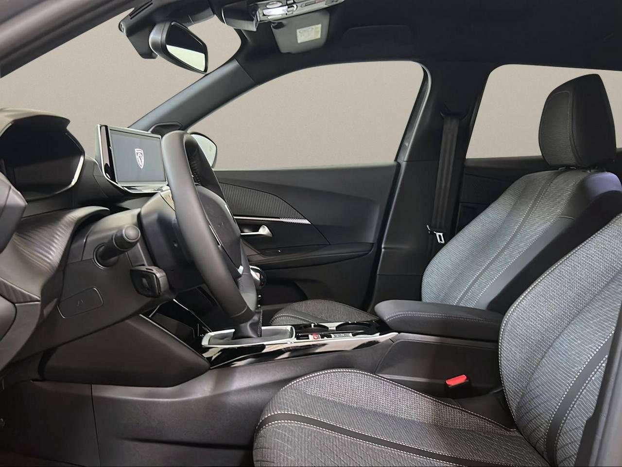 PEUGEOT 2008 PureTech 100 S&S Allure - 8