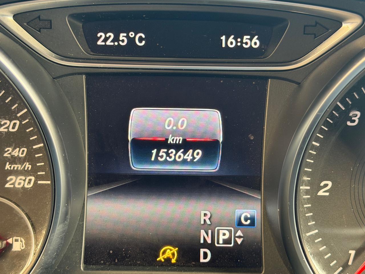 MERCEDES-BENZ GLA 180 d Automatic Sport - 15