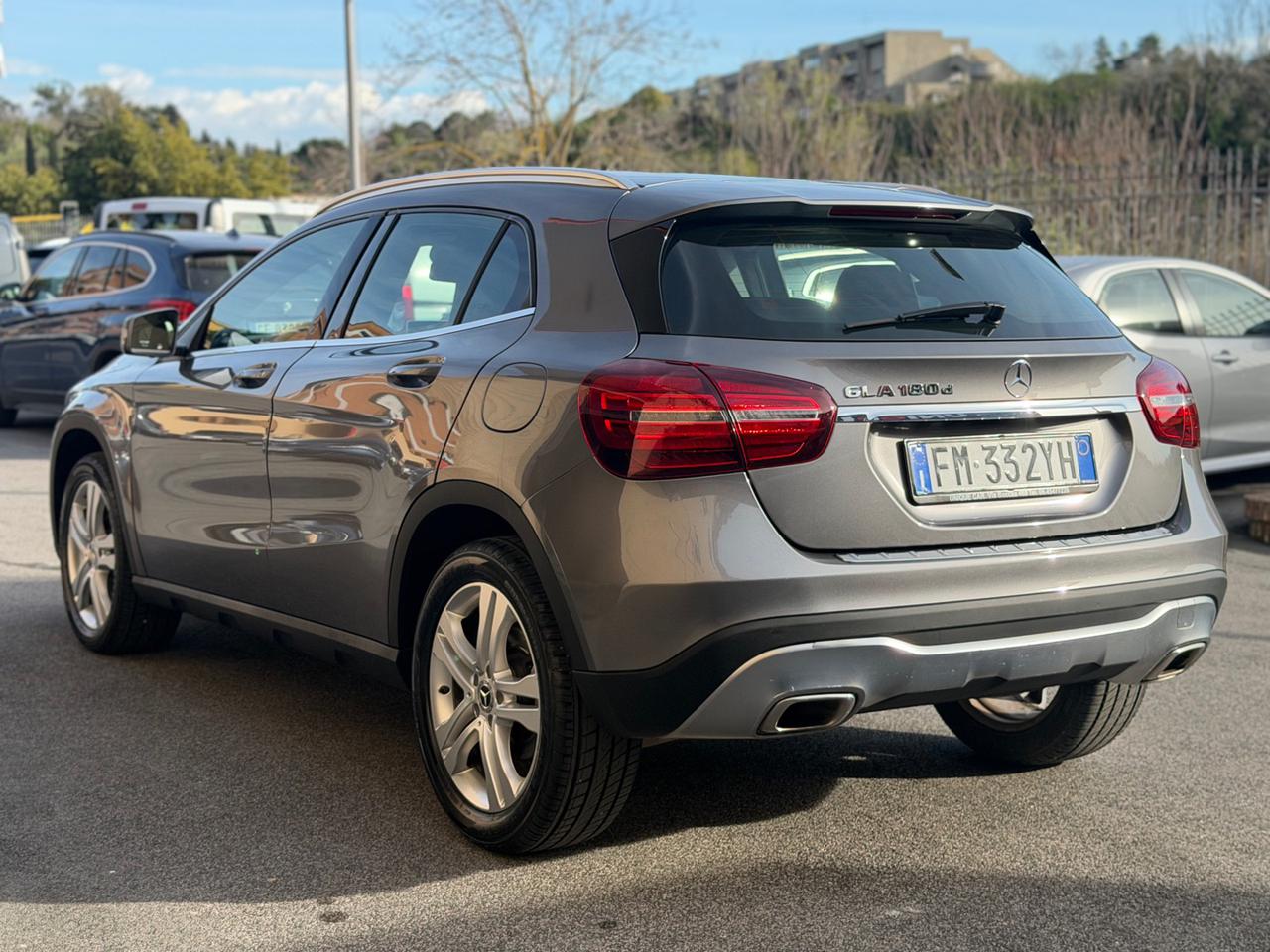 MERCEDES-BENZ GLA 180 d Automatic Sport - 5