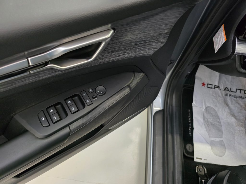 KIA Sportage 1.6 CRDi MHEV Style 136CV - 21