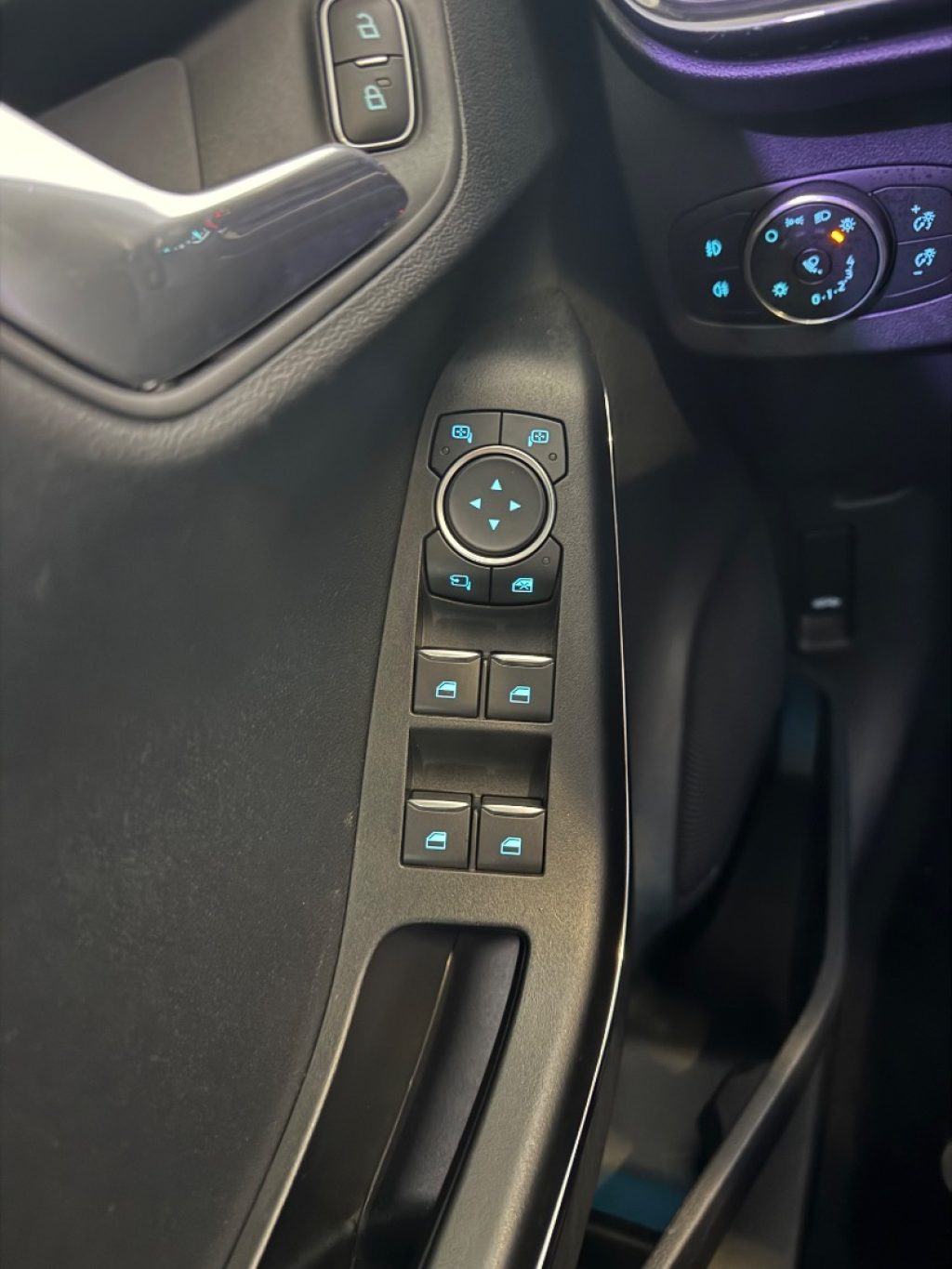 FORD Puma 1.0 EcoBoost Hybrid 125 CV S&S .ST-Line X - 4