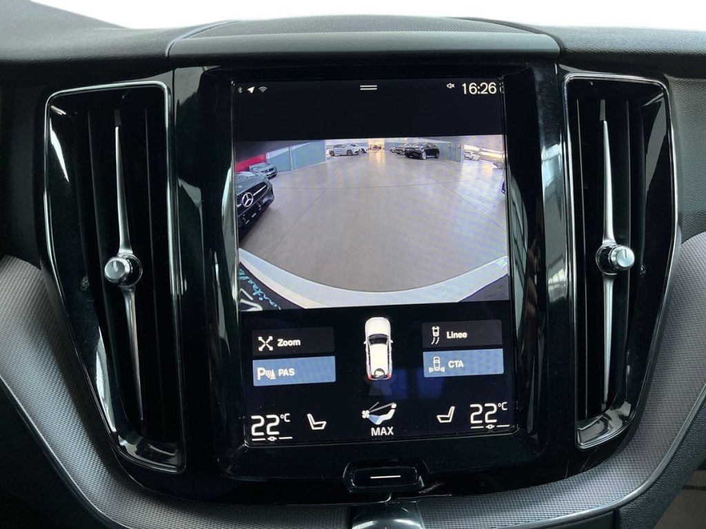 VOLVO XC60 D5 AWD Geartronic Inscription - 12