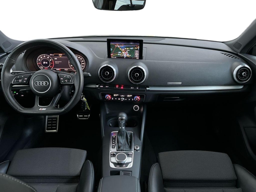 AUDI A3 SPB 35 TFSI COD S tronic Admired - 9
