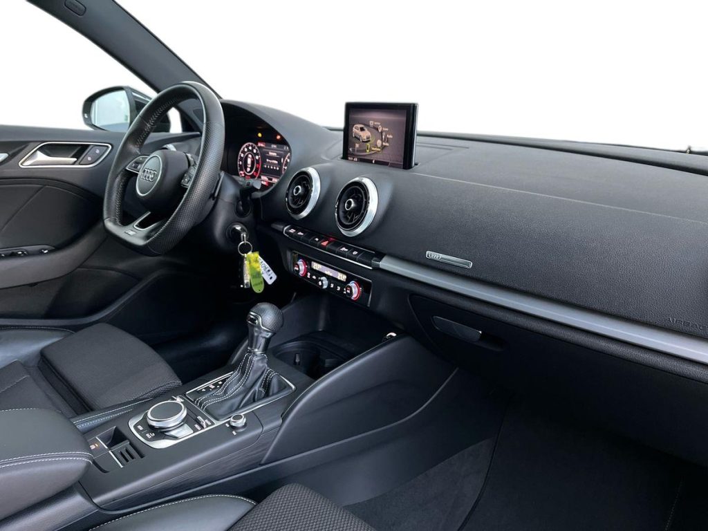 AUDI A3 SPB 35 TFSI COD S tronic Admired - 16