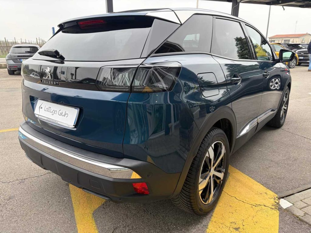 PEUGEOT 3008 BlueHDi 130 S&S Allure - 6