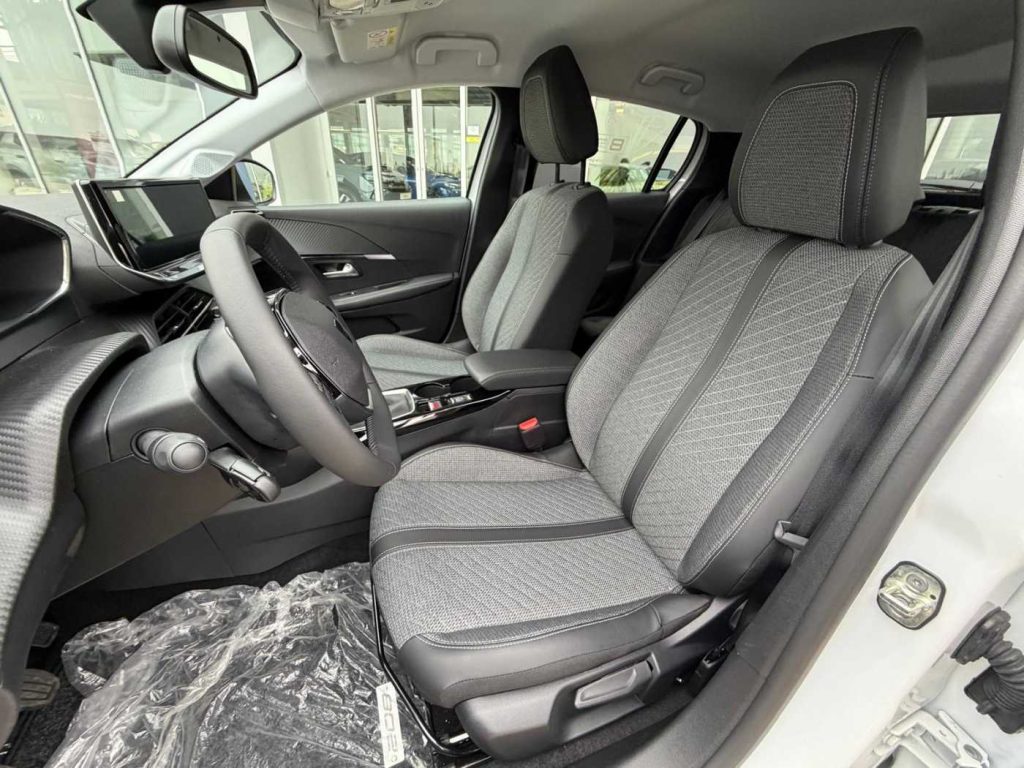 PEUGEOT 208 PureTech 100 Stop&Start 5 porte Allure - 12