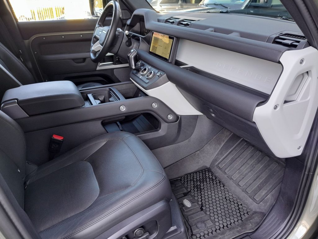 LAND ROVER Defender 3.0D I6 200 110 SE AWD AUTOCARRO N1 NETTO IVA - 16