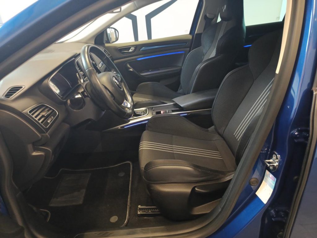 RENAULT Megane Megane Sporter dCi 165 CV EDC GT - 8