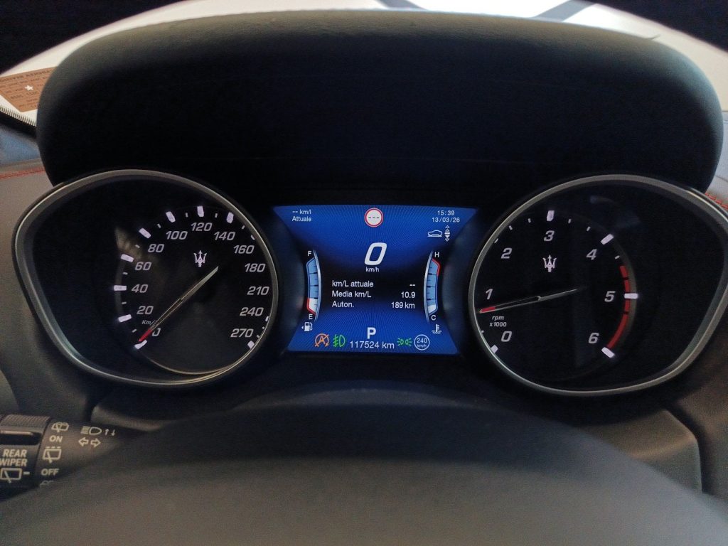 MASERATI Levante Levante 3.0 V6 Granlusso 250cv auto - 11