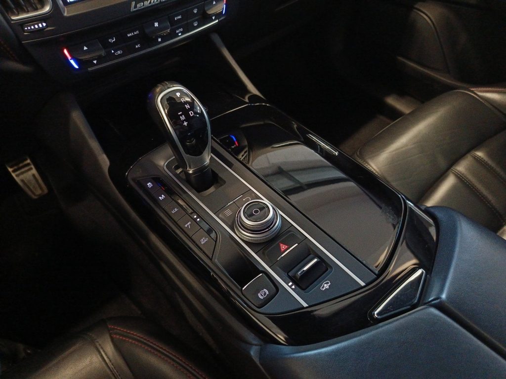 MASERATI Levante Levante 3.0 V6 Granlusso 250cv auto - 14