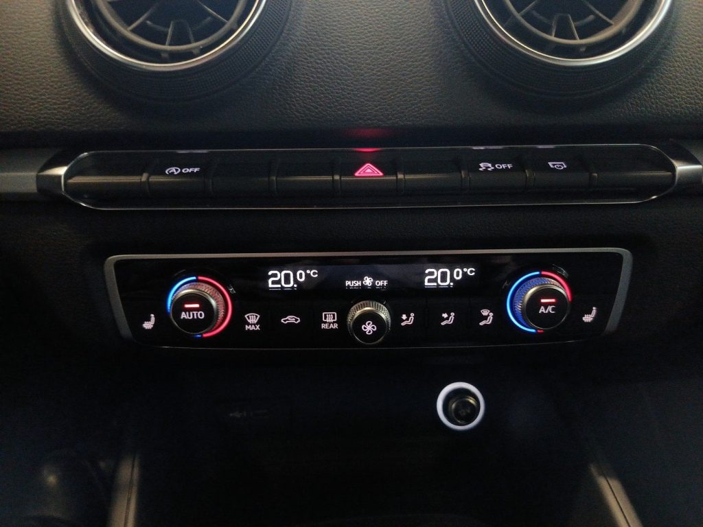 AUDI A3 A3 Sportback 35 1.5 tfsi Admired 150cv - 14