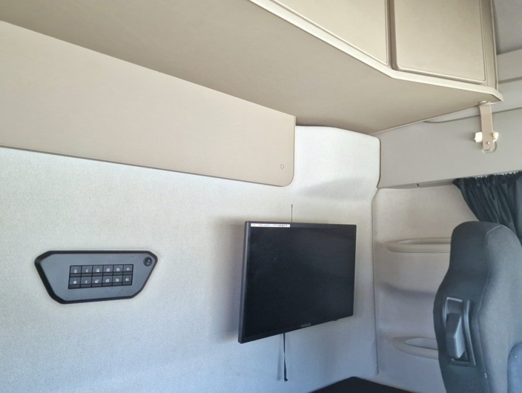 IVECO S-WAY 490 T/P E6 FULL OPTIONAL + INTARDER - 13