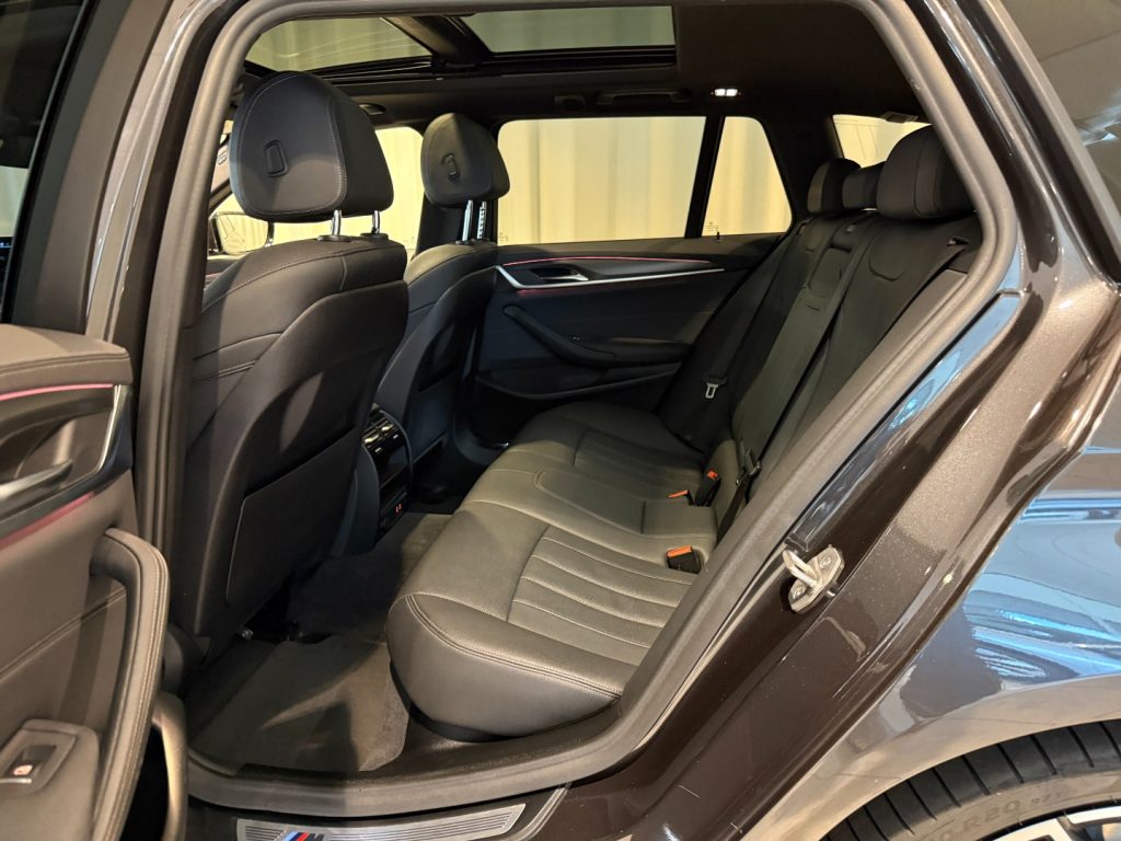 BMW 520 d Touring XDrive Msport LED PELLE 20 PANO Camera - 5