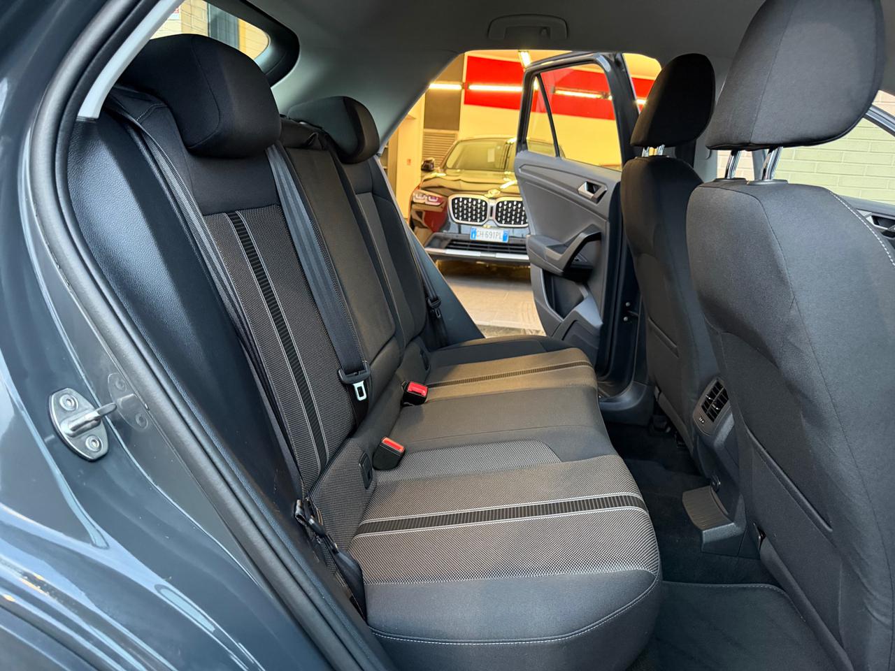 VOLKSWAGEN T-Roc 1.6 TDI SCR Business BlueMotion Technology SPORT - 8