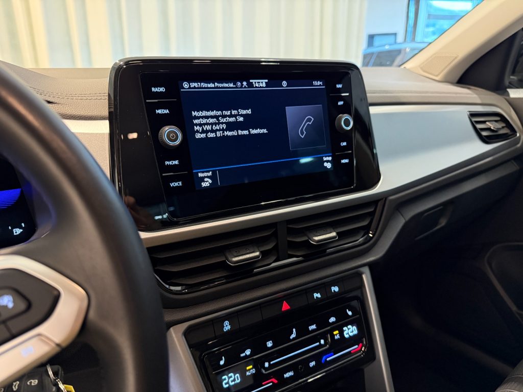 VOLKSWAGEN T-Roc 2.0 TDI DSG Life Navi App Connect LED Bluetooth - 16
