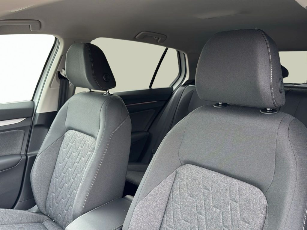 VOLKSWAGEN Golf Nuova Golf Edition Plus 1.5 eTSI ACT 85 kW (115 CV - 9