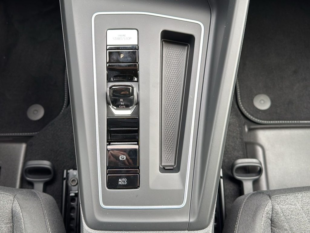 VOLKSWAGEN Golf Nuova Golf Edition Plus 1.5 eTSI ACT 85 kW (115 CV - 17