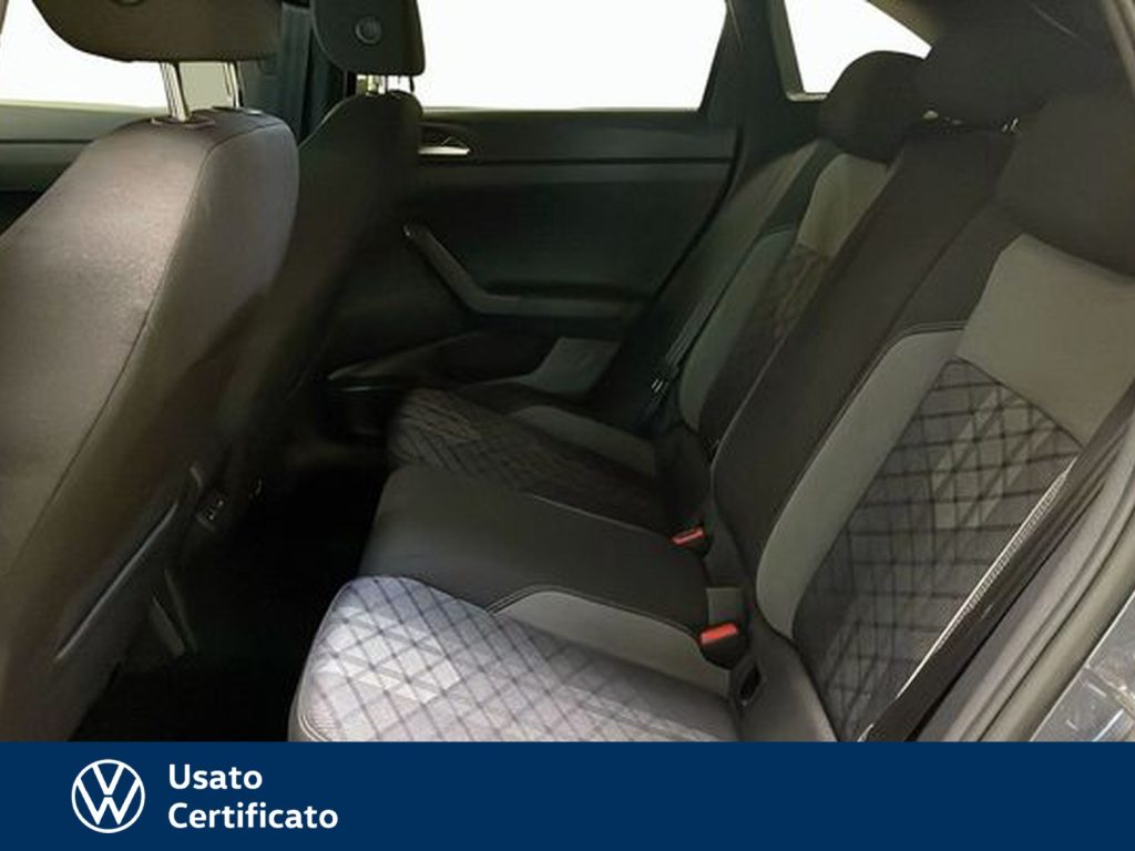 VOLKSWAGEN Taigo 1.0 tsi r-line 115cv - 12