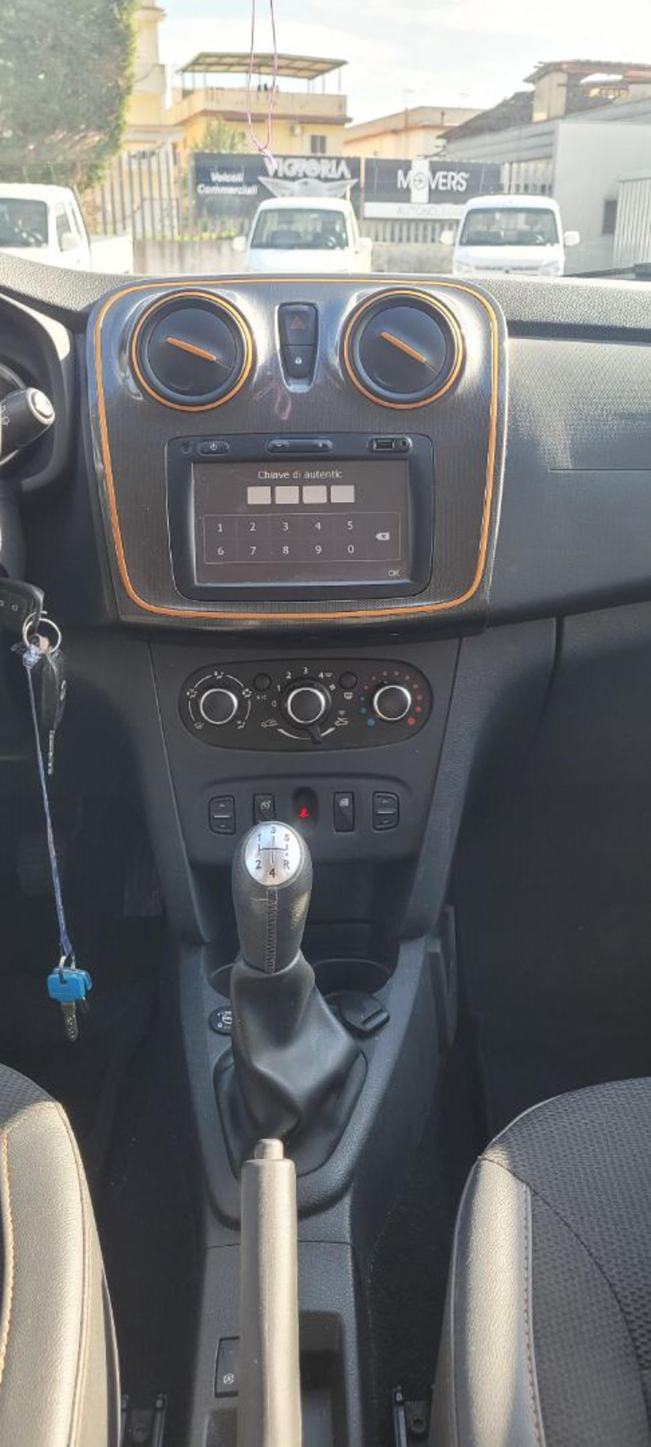 DACIA Sandero 0.9 TCe 12V T-GPL 90CV S&S Serie Speciale Brave - 9