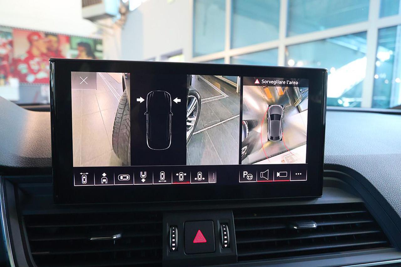 AUDI Q5 45 TFSI Sportback Quattro S-Tronic Busin. Advanced - 28