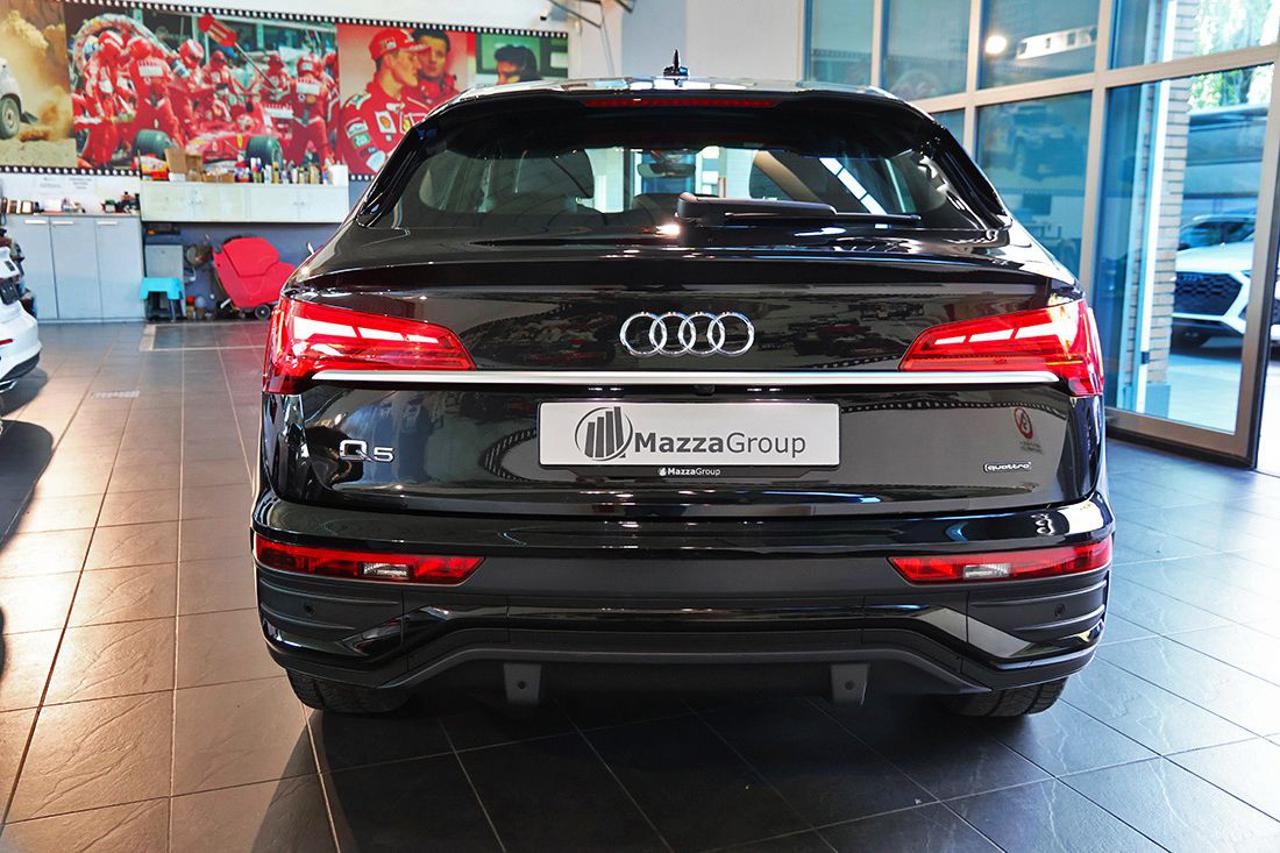 AUDI Q5 45 TFSI Sportback Quattro S-Tronic Busin. Advanced - 8