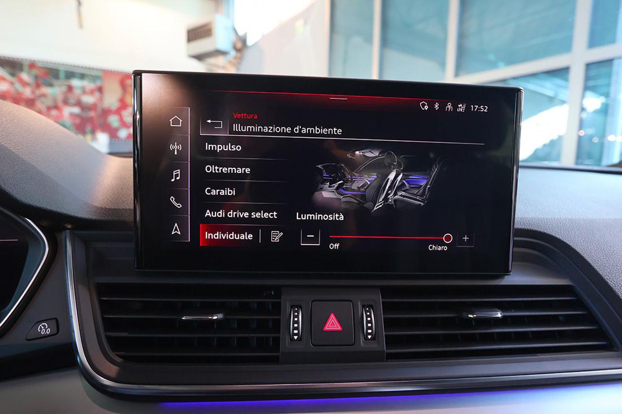 AUDI Q5 45 TFSI Sportback Quattro S-Tronic Busin. Advanced - 35