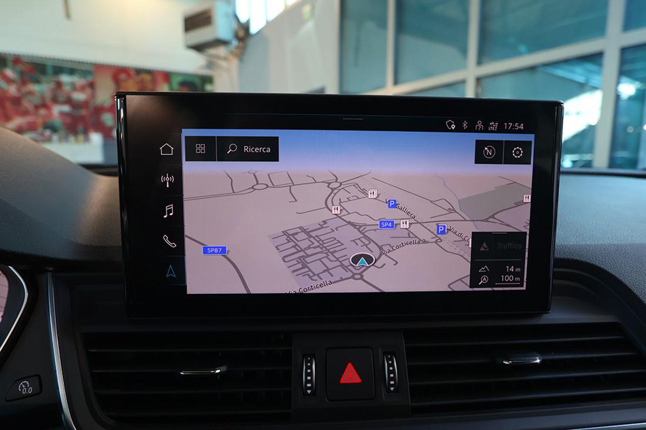 AUDI Q5 45 TFSI Sportback Quattro S-Tronic Busin. Advanced - 24