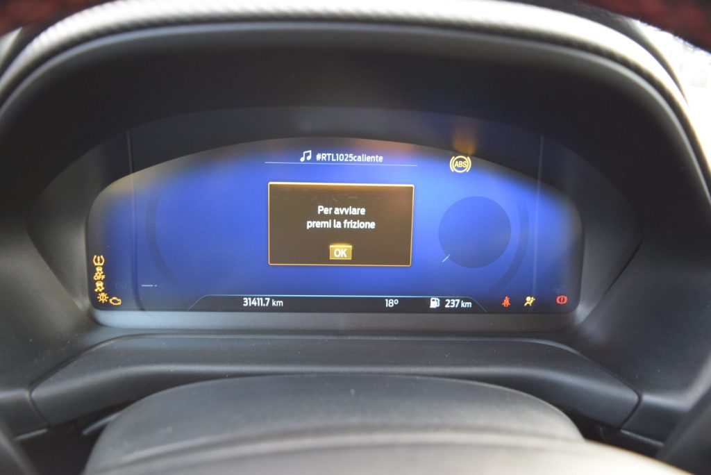 FORD Puma 1.0 EcoBoost Hybrid S&S ST-Line X Design 125 CV - 31