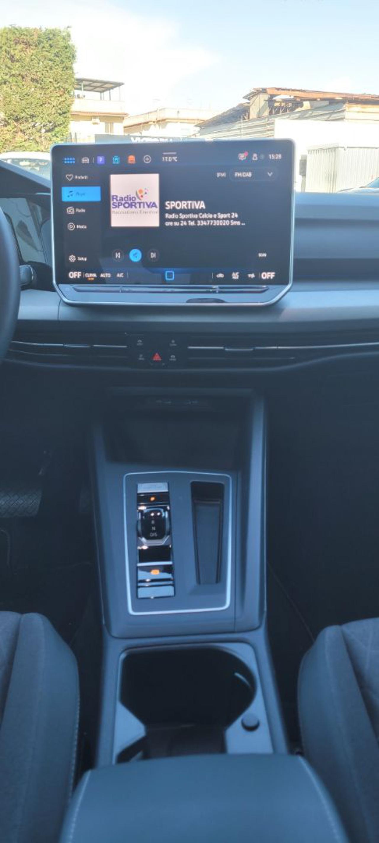 VOLKSWAGEN Golf 1.5 TSI eHybrid DSG Edition Plus - 9