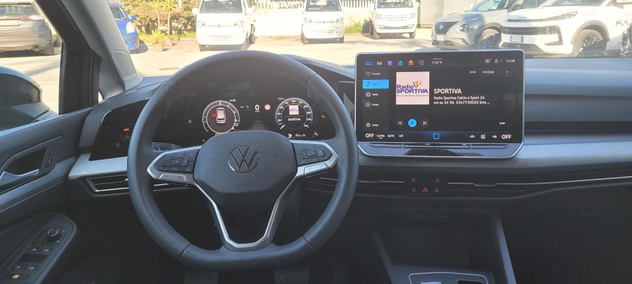 VOLKSWAGEN Golf 1.5 TSI eHybrid DSG Edition Plus - 8