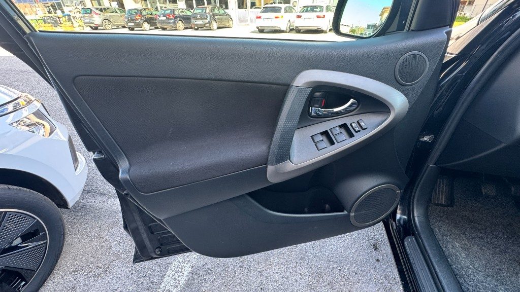 TOYOTA RAV 4 MY23 RAV4 2.2 D-4D 136 CV DPF Sol - 12