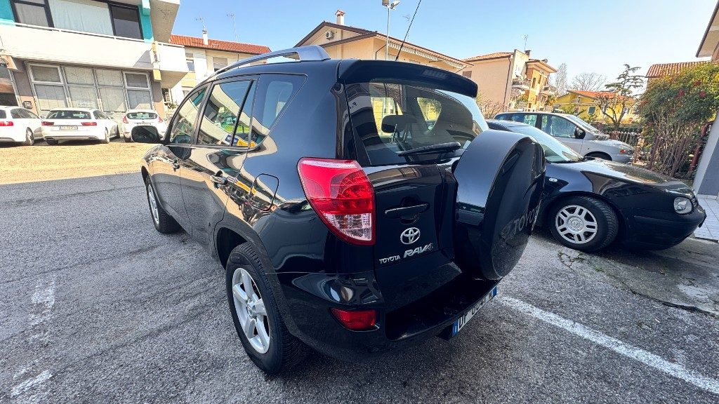 TOYOTA RAV 4 MY23 RAV4 2.2 D-4D 136 CV DPF Sol - 16