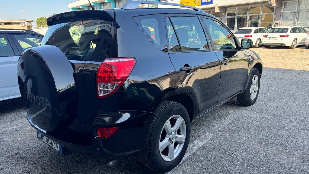 TOYOTA RAV 4 MY23 RAV4 2.2 D-4D 136 CV DPF Sol - 18